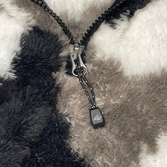 SOLD on eBay!! Eddie Bauer Women's Ultra Soft Plush Sleeve Pullover Size: XL - Picture 5 of 10